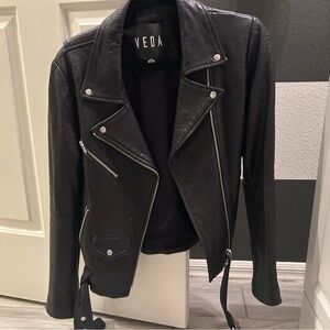 VEDA Women's Black pebbled Leather Jayne Jacket